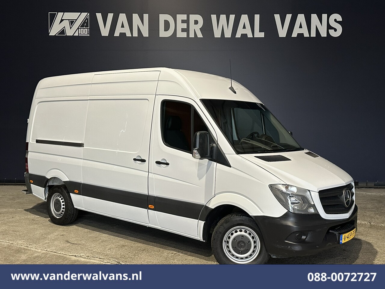 Mercedes-Benz Sprinter - 316 CDI 164pk L2H2 Euro6 Airco | 2800kg Trekhaak | Cruisecontrol Parkeersensoren, Chauffeu - AutoWereld.nl
