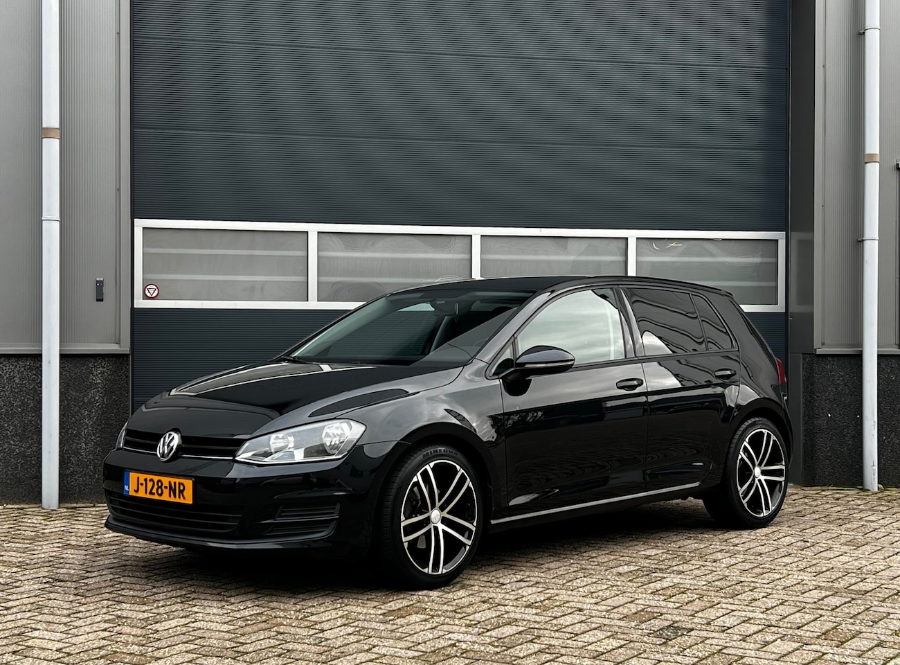 Volkswagen Golf - 1.2 TSI Trendline bj.2013 Camera|18"Lm velg|5 Drs. - AutoWereld.nl