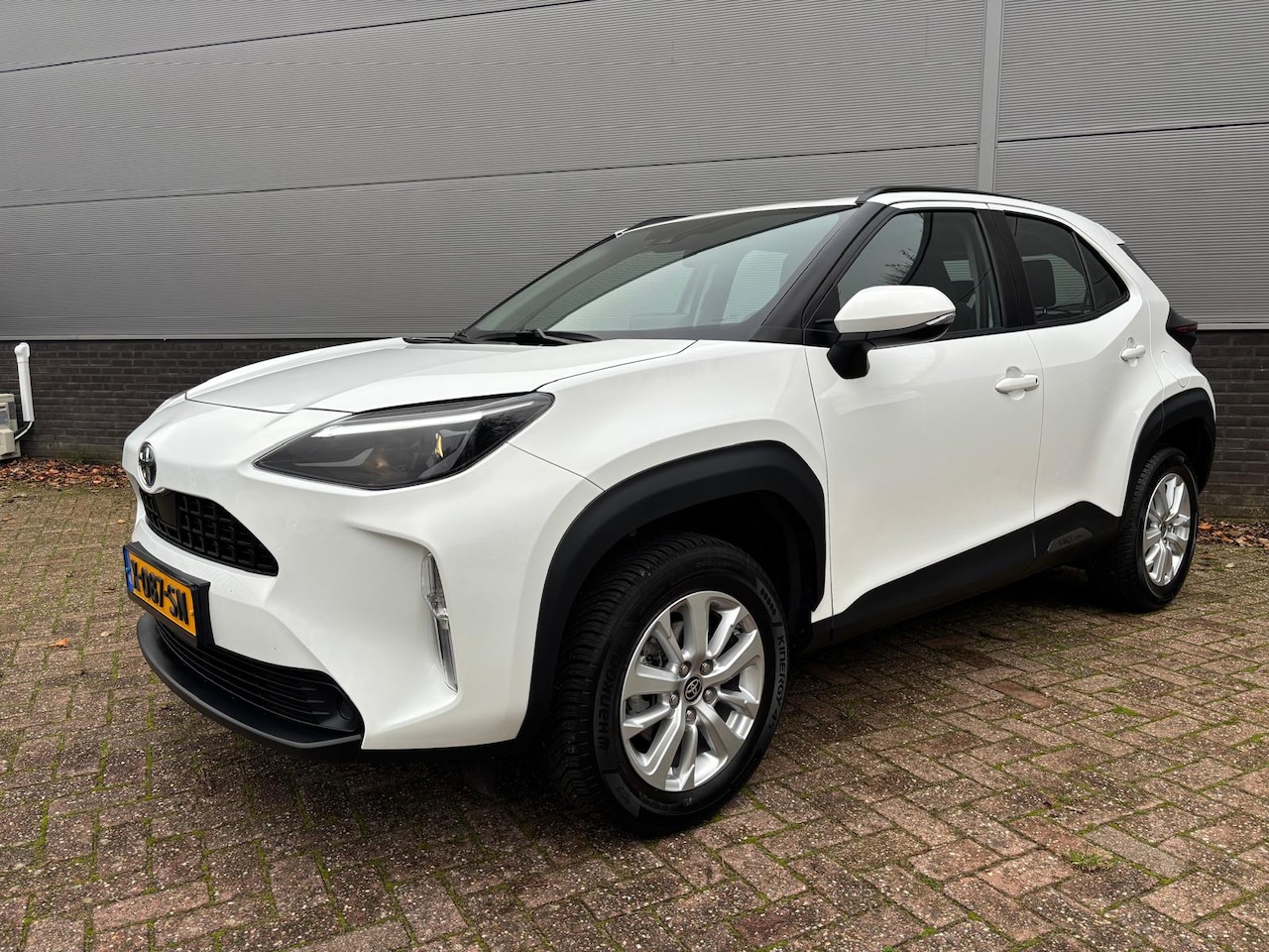 Toyota Yaris Cross - 1.5 Hybrid Active NL Auto 1e eigenaar - AutoWereld.nl