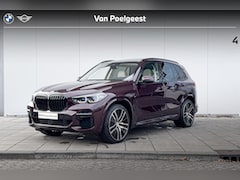 BMW X5 - xDrive45e High Executive M-Sport 22 Inch / Glazen Schuifdak Skylounge / Intergrale Active