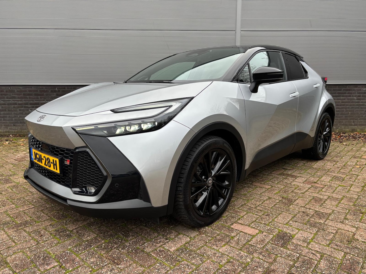 Toyota C-HR - 2.0 Plug-in Hybrid 220 GR SPORT Limited - AutoWereld.nl