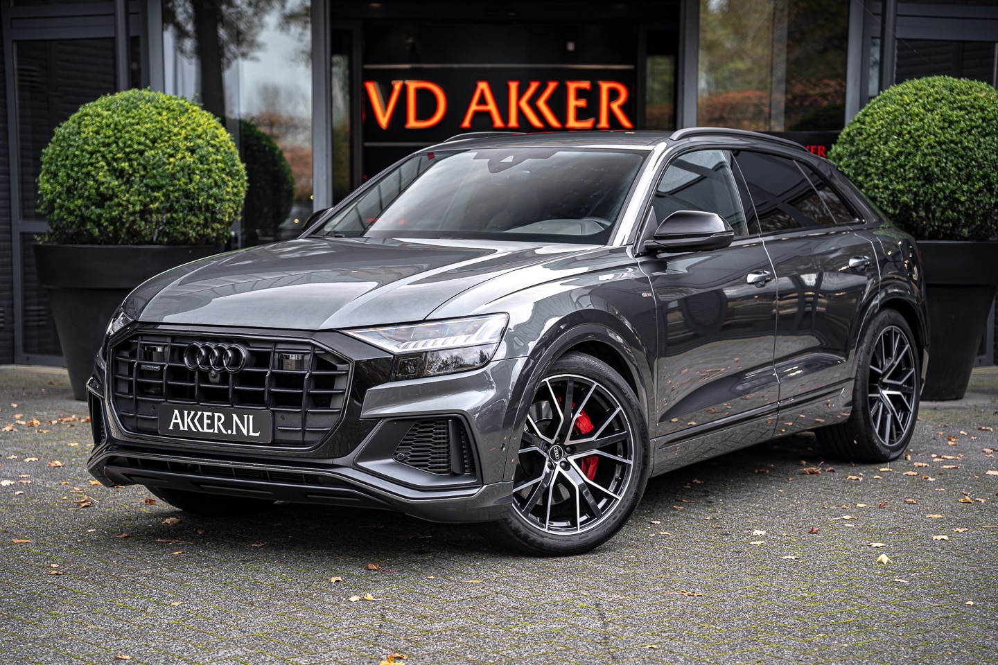 Audi Q8 - 60 TFSIe Quattro | S-Sportstoelen | 360° Camera | B&O | Lederpakket - AutoWereld.nl