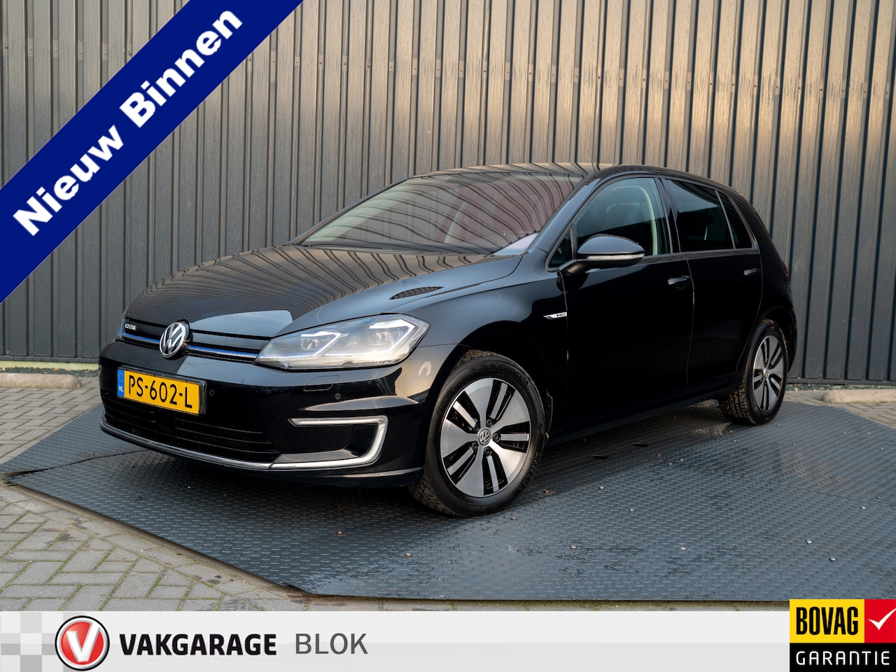 Volkswagen e-Golf - | Camera | Keyless | Warmtepomp | Stoelverw. | Adapt. Cr. Stop&Go | Virtual Cockpit | Prij - AutoWereld.nl