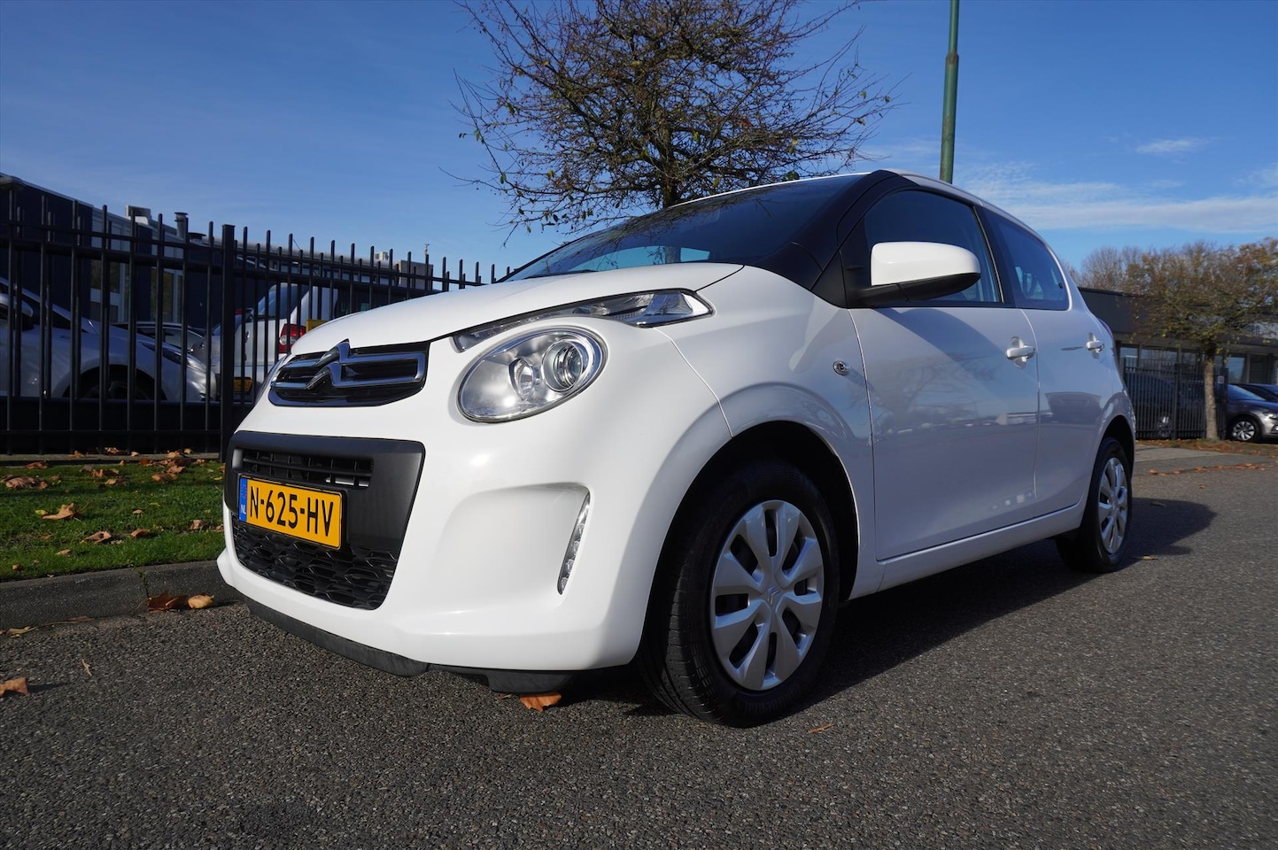 Citroën C1 - 1.0 VTi 72PK S&S 5D Feel AIRCO 16.562 KM NL-Auto - AutoWereld.nl