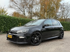 Volkswagen Golf - 2.0 R 4-Motion Automaat | Dynaudio | Schuif-/Kanteldak | BearLock | Camera | Navi | Stoelv