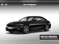 BMW 3-serie - Sedan 320i M-Sport High Executive | Laserlicht | Schuifkantel dak }|