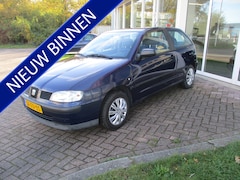 SEAT Ibiza - 1.6 Stella + Kilometerstand Nap