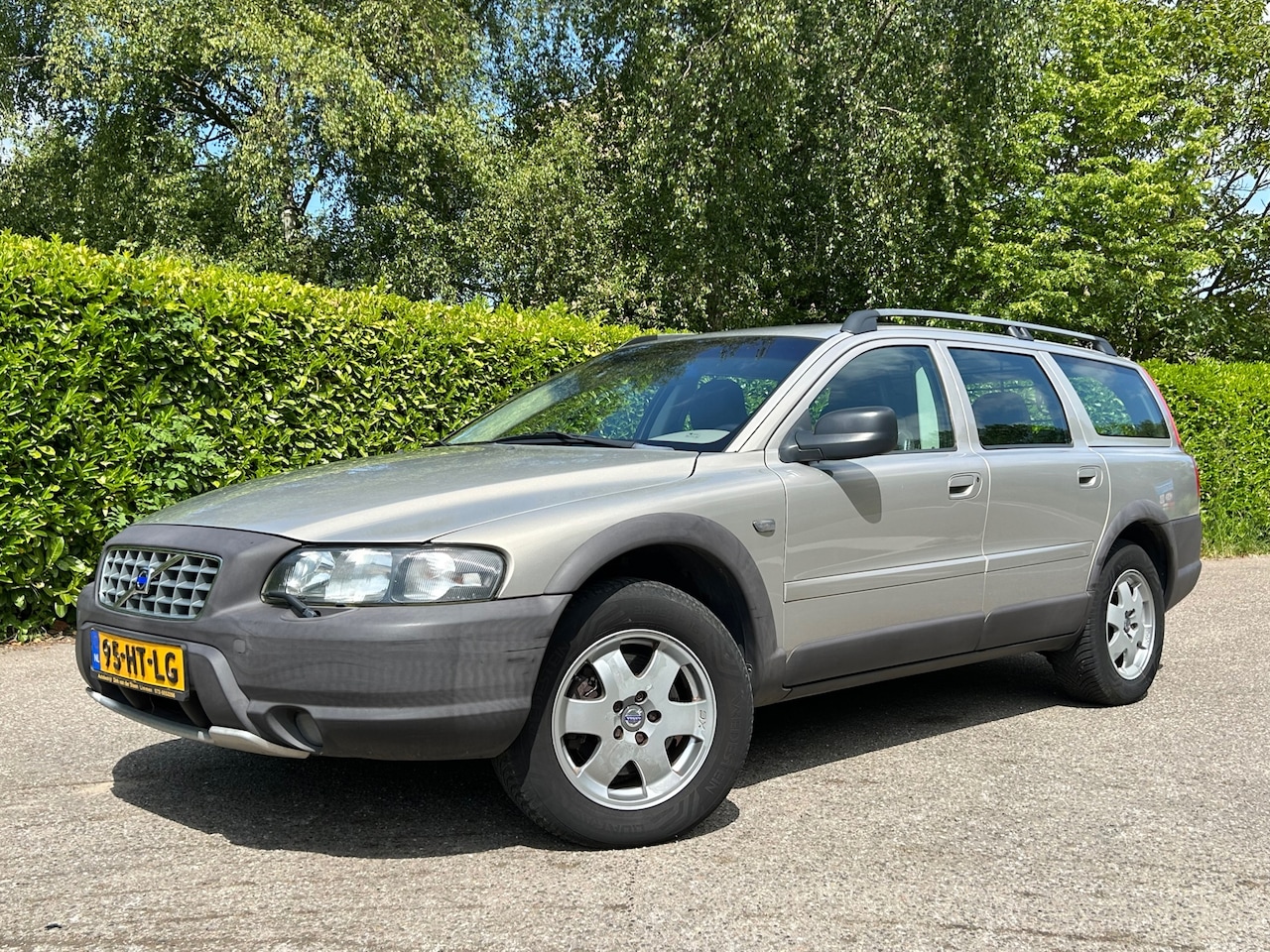 Volvo V70 Cross Country - 2.4 T Ocean | Automaat |Leer - AutoWereld.nl