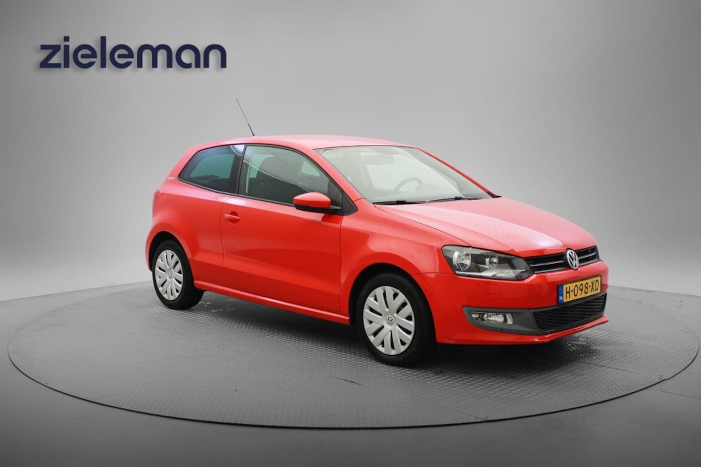 Volkswagen Polo - 1.2 12v Comfortline - Airco, Stoelverwarming - AutoWereld.nl