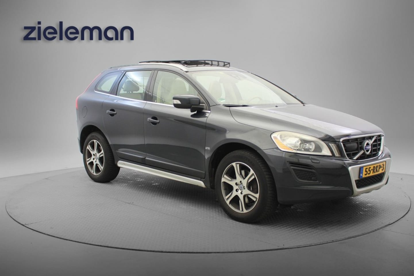 Volvo XC60 - 2.4 D5 AWD Summum Automaat - Panorama, Navi, Camera, Leer, Memory, Stoelverw. - AutoWereld.nl