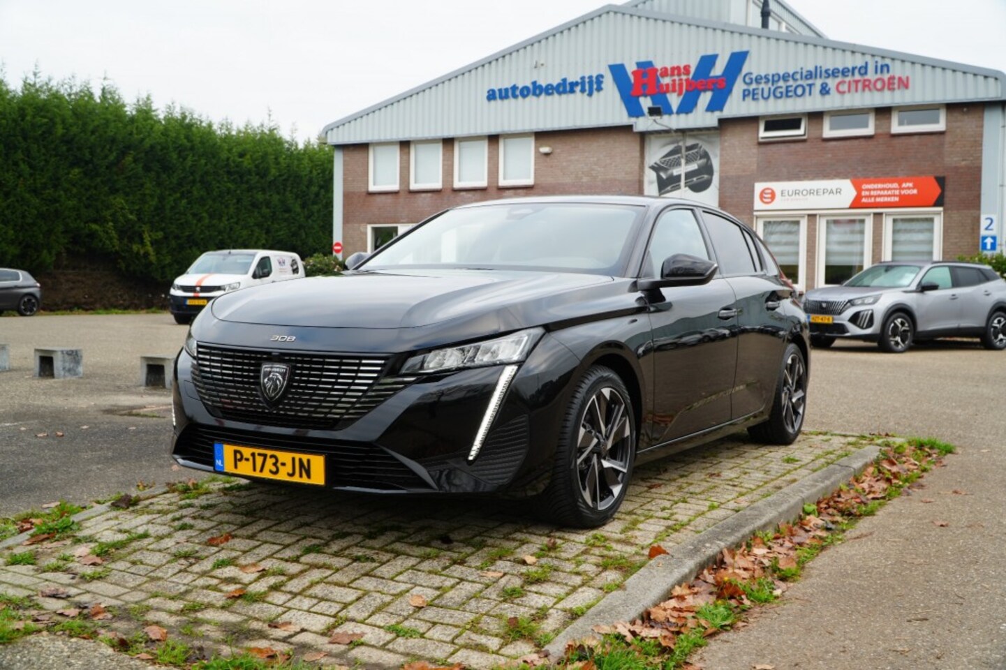 Peugeot 308 - ALLURE 1.2-130PK 5-DEURS -NAVI-AIRCO incl. 12 maanden garantie + rijklaar - AutoWereld.nl