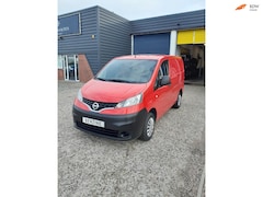 Nissan NV200 - Visia 1.6i , 07-2018, rood, benzine, zr netjes, 69852 km