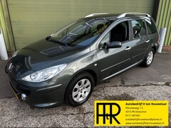 Peugeot 307 - 1.6 - 16V Premium 7 persoons