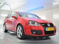 Volkswagen Golf - GTI