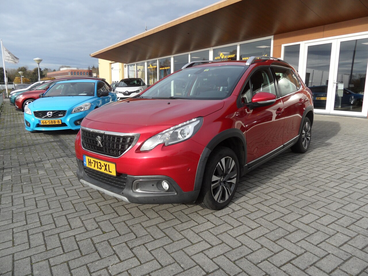 Peugeot 2008 - 1.2 PureTech Allure 1.2 PureTech Allure - AutoWereld.nl