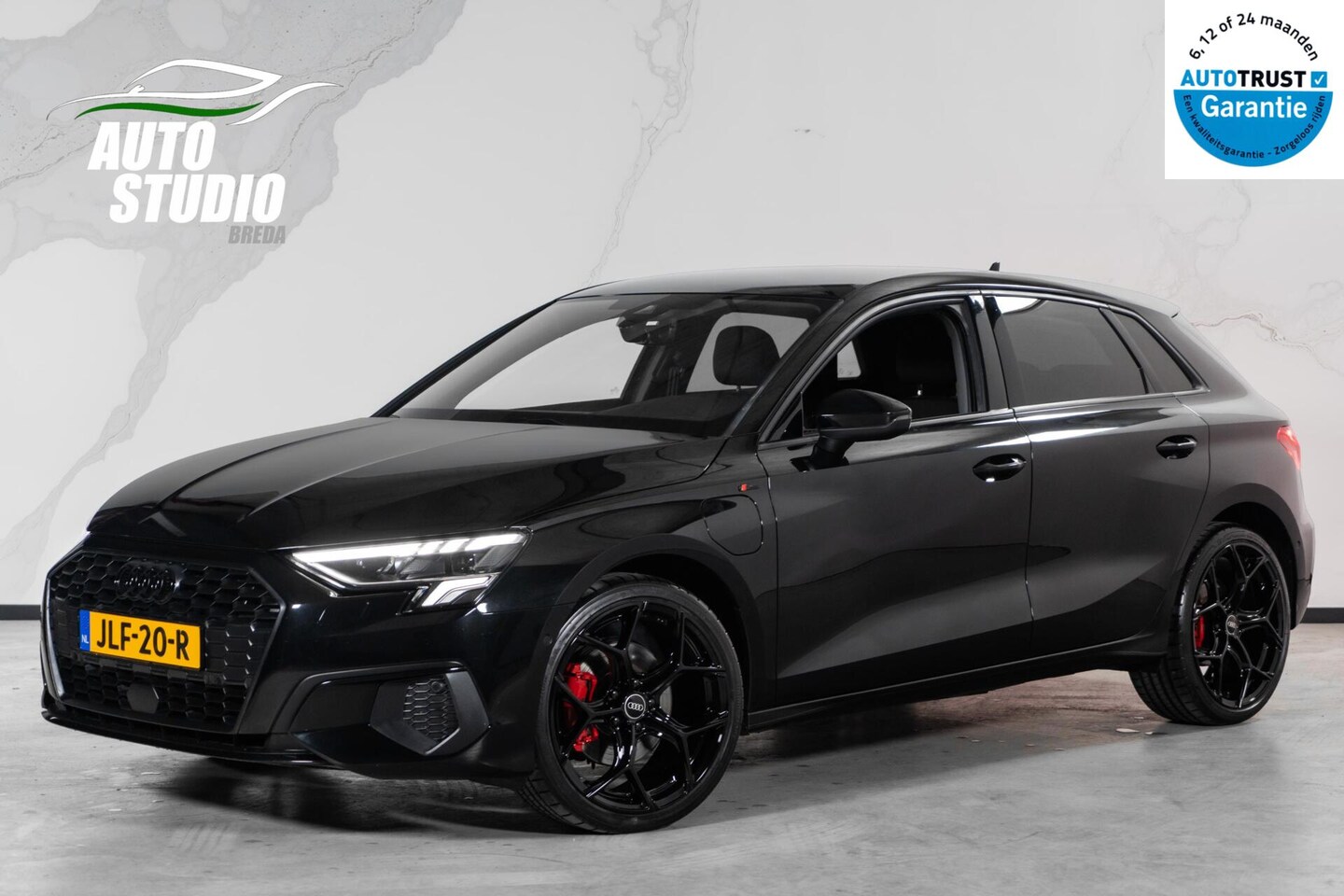 Audi A3 Sportback - 40 TFSI e | S-line | Matrix | Carplay | Keyless - AutoWereld.nl