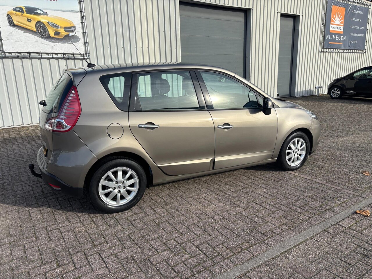 Renault Scénic - 2.0 Privilege --AUTOMAAT-NL AUTO KM 162091 NAP VOL OPTIE,S 5500E - AutoWereld.nl