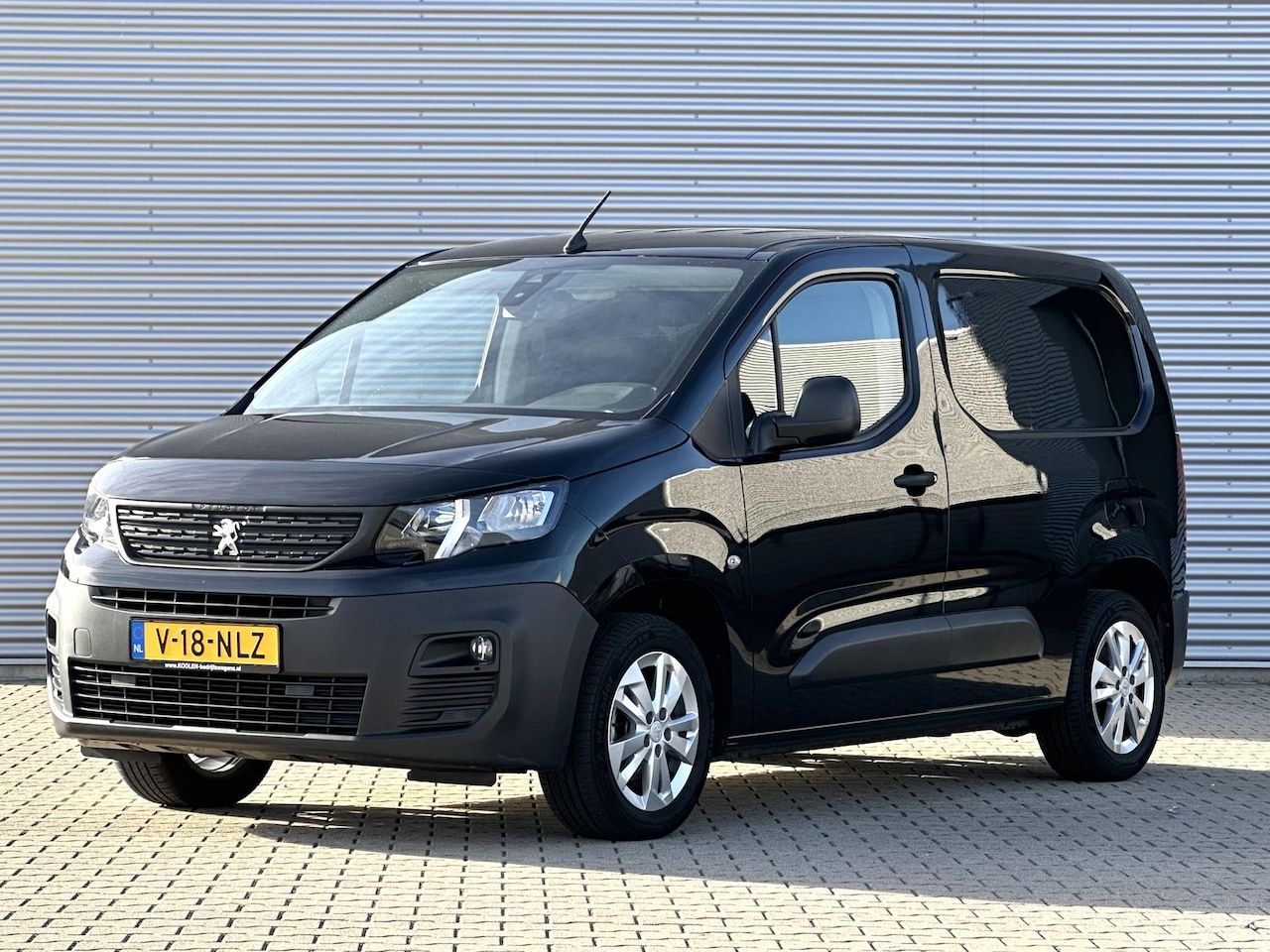 Peugeot Partner - 1.2 PureTech Benzine bestel BPM VRIJ! MARGE! - AutoWereld.nl
