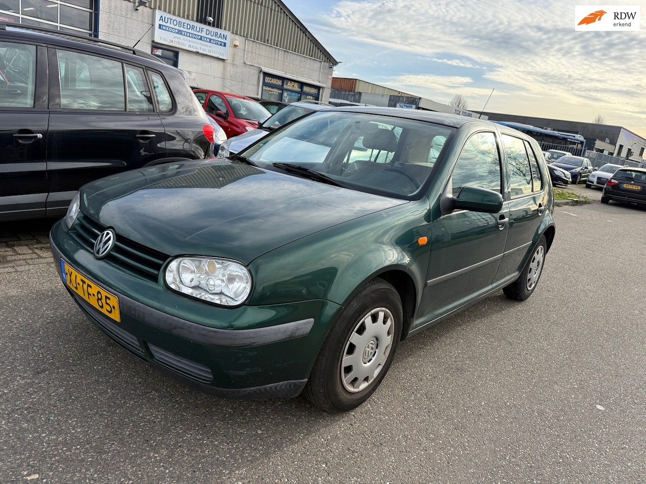Volkswagen Golf - 1.6 Trendline Bj:1999 NAP! - AutoWereld.nl