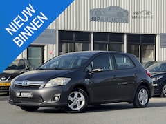 Toyota Auris - 1.8 Full Hybrid Limited TREKHAAK/PARKEERSENSOREN/NL AUTO
