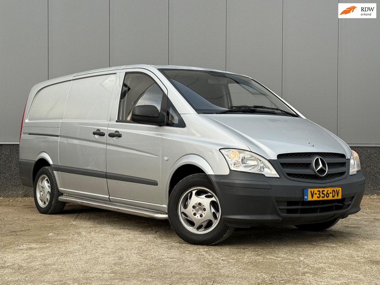 Mercedes-Benz Vito - 110 CDI 320 Lang DC Luxe Airco, Cruise, 2x schuifdeur! - AutoWereld.nl
