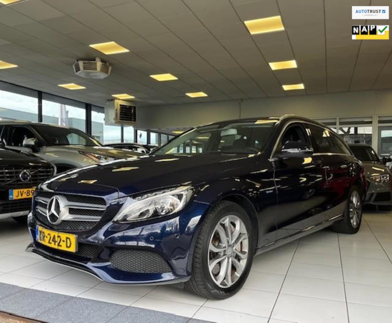 Mercedes-Benz C-klasse Estate - 350 e Lease Edition/Camera/NAP/Stoelverwarming/Navi/Half Leder - AutoWereld.nl