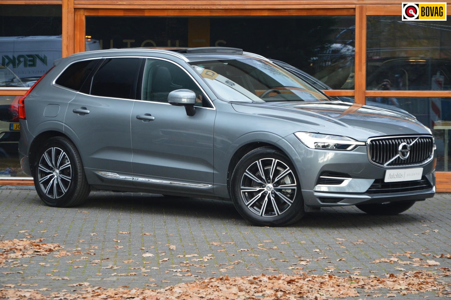 Volvo XC60 - Recharge T6 AWD Inscription | Luchtvering | Panoramadak | 360º Camera | Stoel + Stuur Verw - AutoWereld.nl
