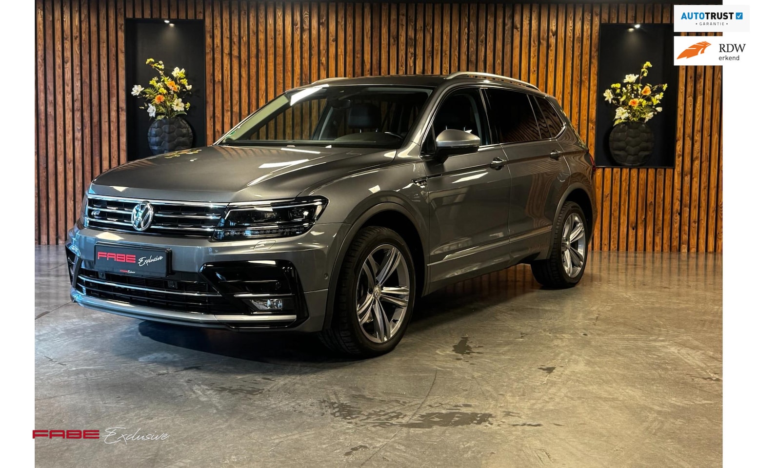 Volkswagen Tiguan Allspace - 2.0 TSI 4Motion Highline Business R 7p. R-Line/Leer/Elektrische Stoelen Memory/Camera - AutoWereld.nl