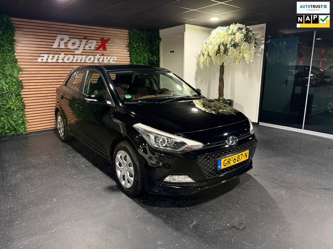 Hyundai i20 - 1.2 HP i-Motion AIRCO - CRUISE - TREKHAAK - NL AUTO. - AutoWereld.nl