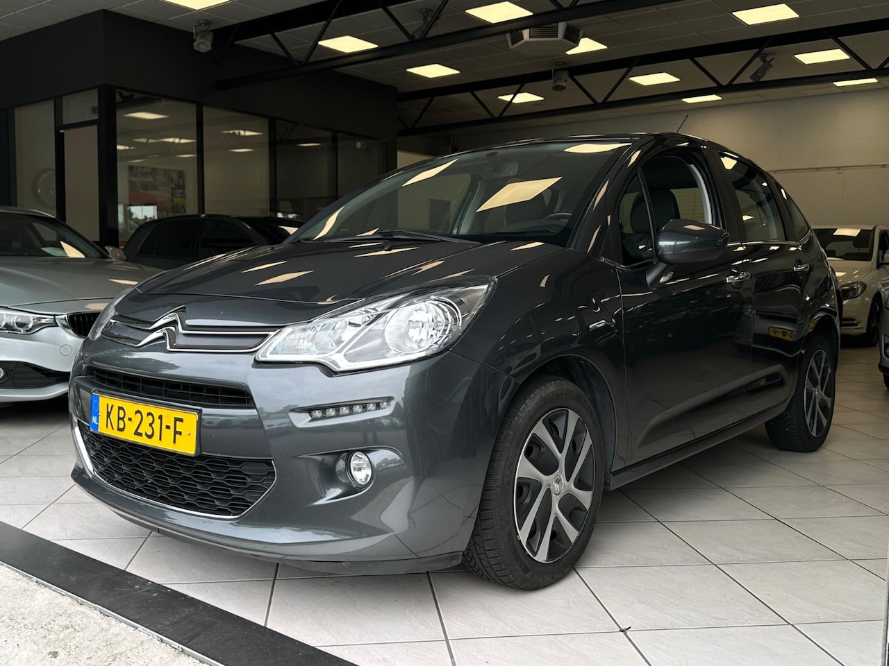 Citroën C3 - 1.2 PureTech Selection bj. 2016 Automaat Navi APK - AutoWereld.nl
