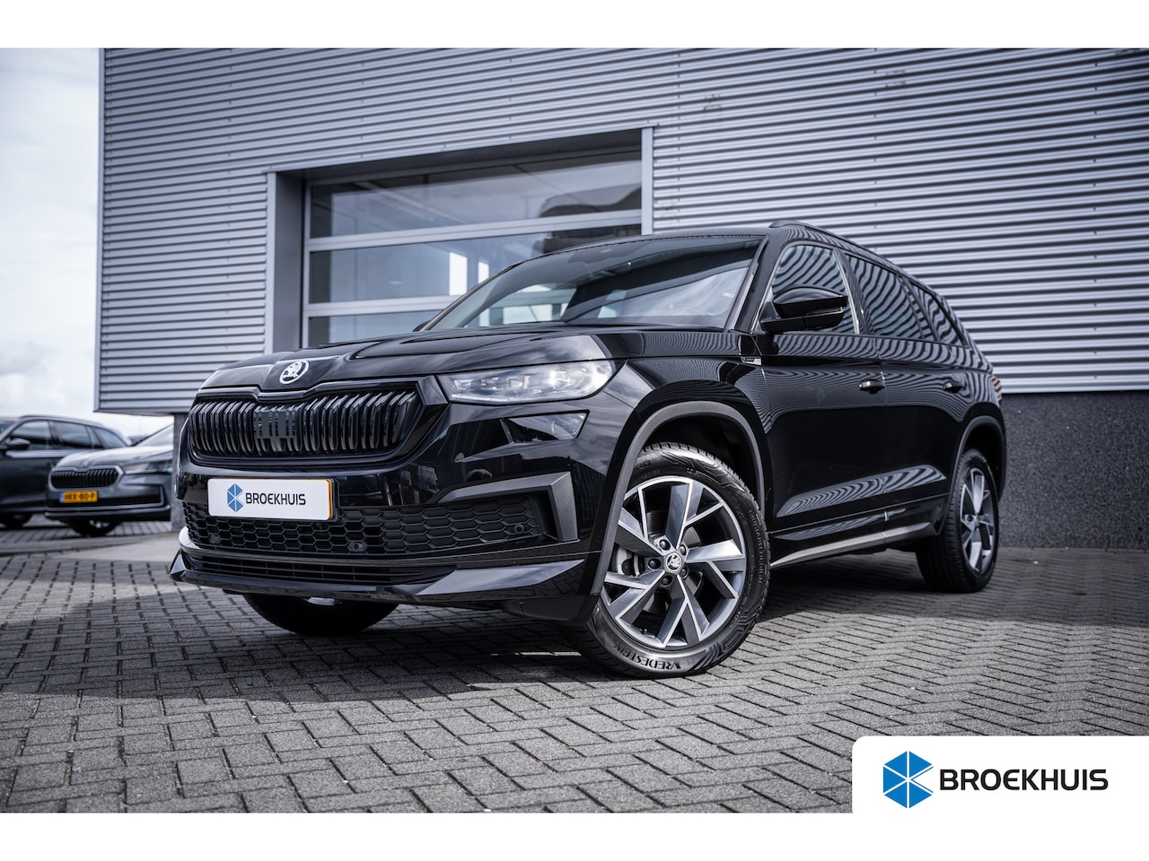 Skoda Kodiaq - 1.5 TSI Sportline Business 7p. | Achteruitrijcamera | Cruise control | Matrix LED koplampe - AutoWereld.nl