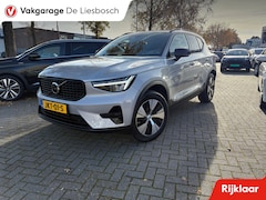 Volvo XC40 - 1.5 T4 Plug-in hybrid Plus Dark / Panorama-dak / Harman-Kardon / camera / stuur en stoel v