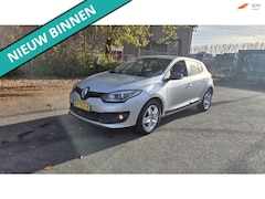 Renault Mégane - 1.5 dCi Bose LEUKE AUTO RIJDT EN SCHAKELT GOED