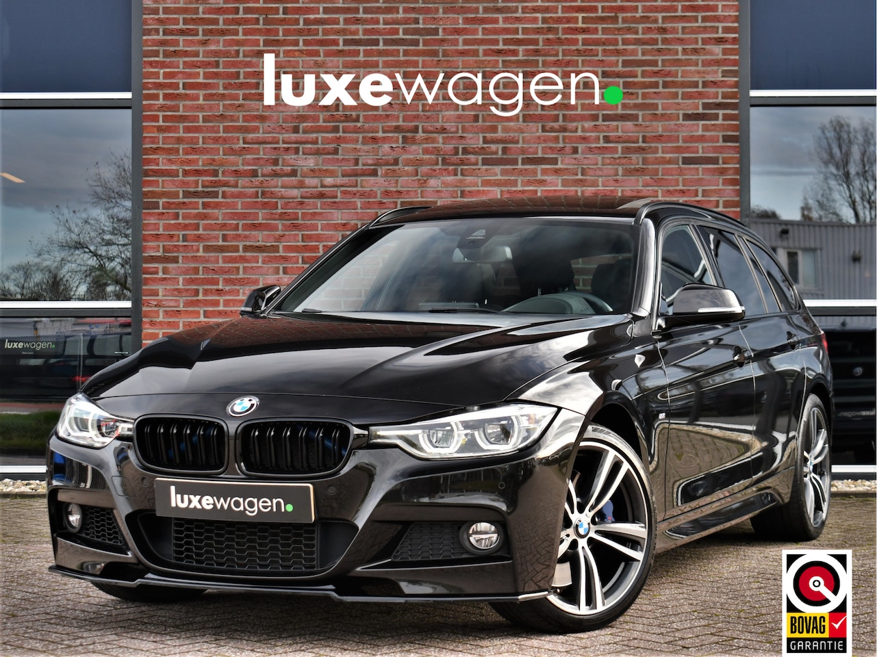 BMW 3-serie Touring - 340i xDrive M-Sport | Pano | Citrinschwarz | NL-auto | Vol - AutoWereld.nl