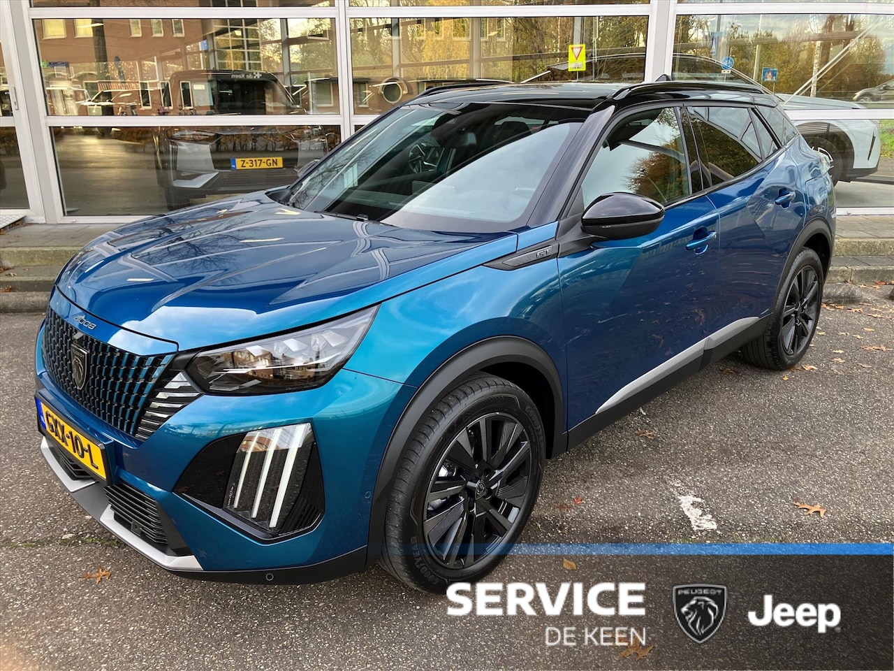 Peugeot 2008 - 1.2 Hybrid 136pk e-DCS6 GT I NL AUTO I SCHUIFDAK I CAMERA 360 I NAVIGATIE I KEYLESS - AutoWereld.nl
