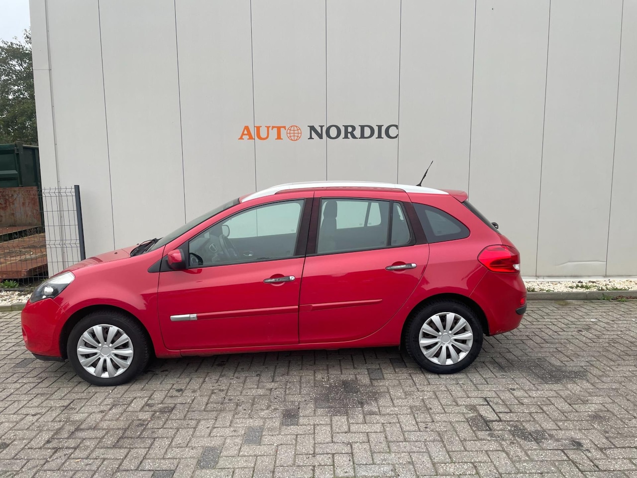 Renault Clio Estate - 1.2-16V Expression 1.2-16V Expression - AutoWereld.nl