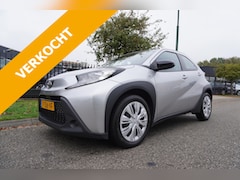 Toyota Aygo X - 1.0 VVT-i MT 72pk Play Multi Media Parkeer Camera