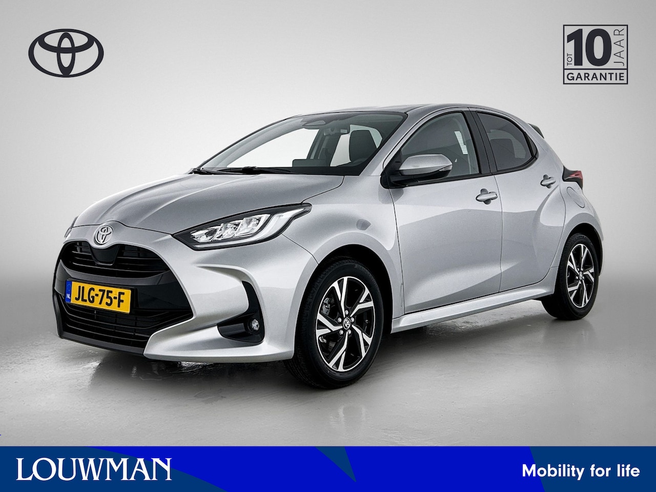 Toyota Yaris - 1.5 Hybrid Dynamic | Voorraad snelrijden | - AutoWereld.nl