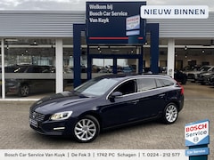 Volvo V60 - 2.0 T3 Momentum / NL-Auto / 1e-Eigenaar / Dealer-Onderhouden / Standkachel / Stoelverwarmi