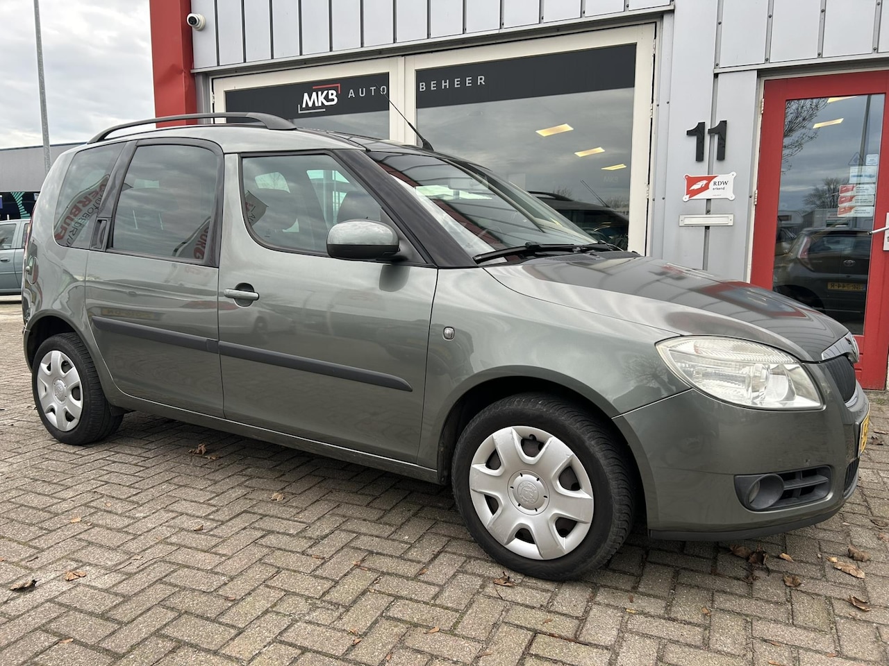 Skoda Roomster - 1.4-16V Style Airco/trekhaak - AutoWereld.nl