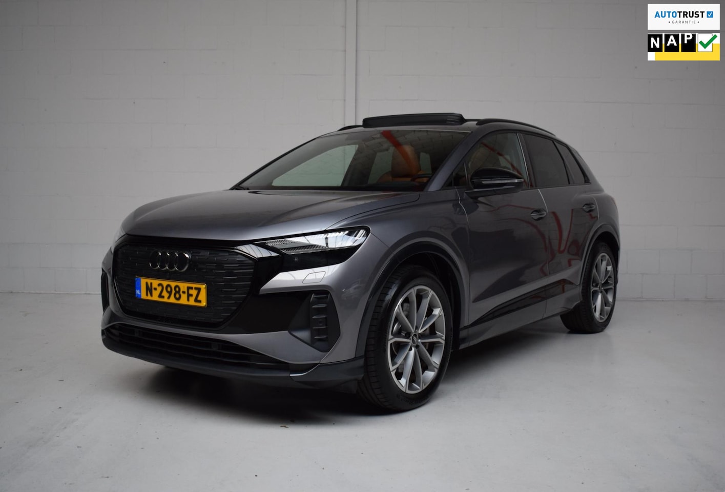 Audi Q4 e-tron - 40 Launch edition Advanced Plus 77 kWh ORG.NED / PANORAMADAK / LEER / HEAD-UP / CAMERA / T - AutoWereld.nl