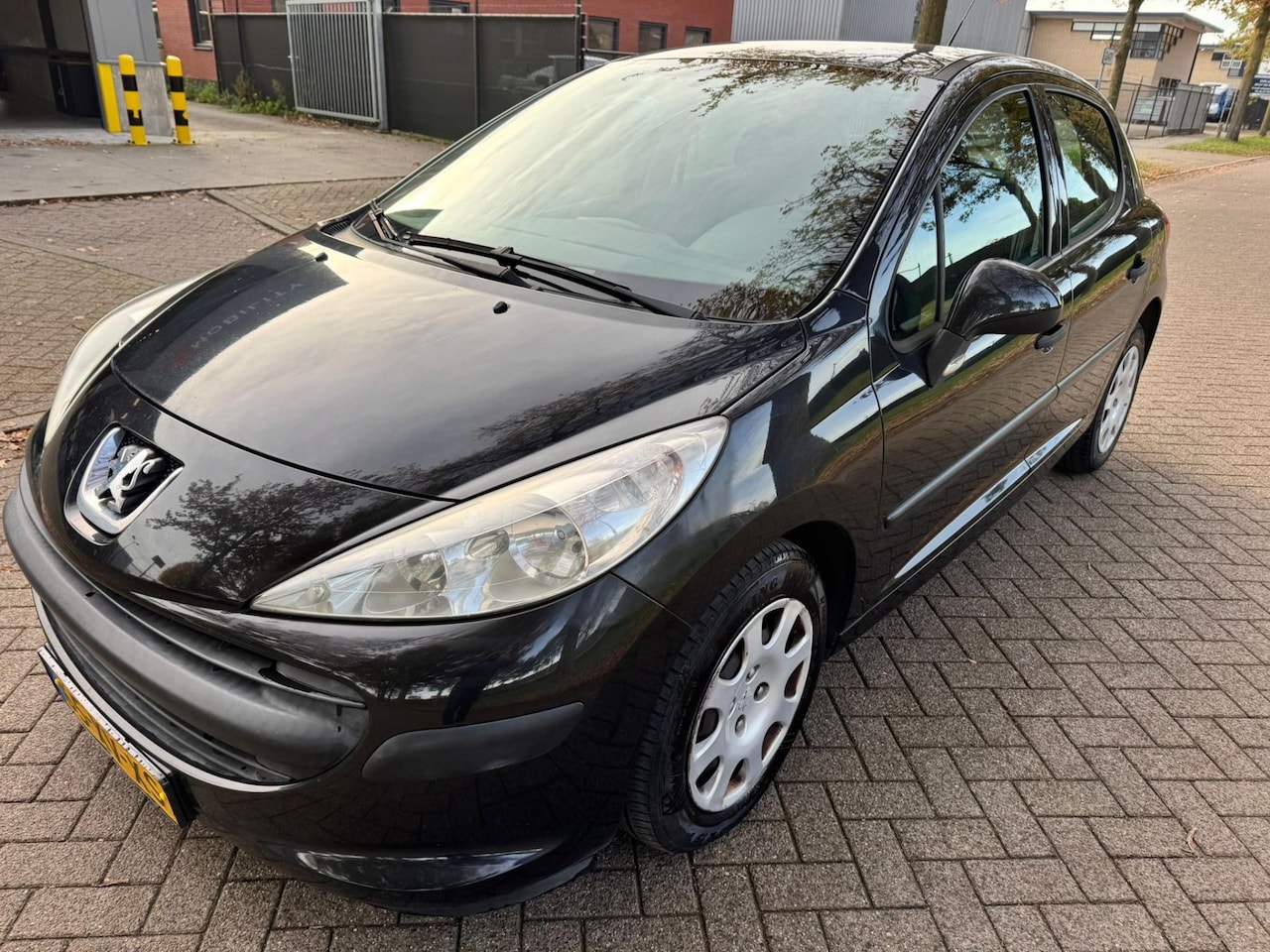 Peugeot 207 - 1.4 XR 2007 APK NAP AIRCO 5DRS - AutoWereld.nl