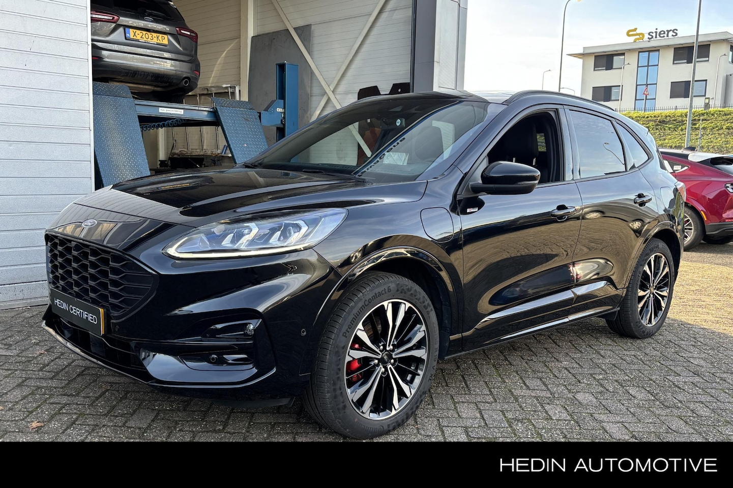 Ford Kuga - 2.5 PHEV ST-Line X | Panoramadak | Driver Assistance | Winter Pack | Design Pack 19" | Tec - AutoWereld.nl