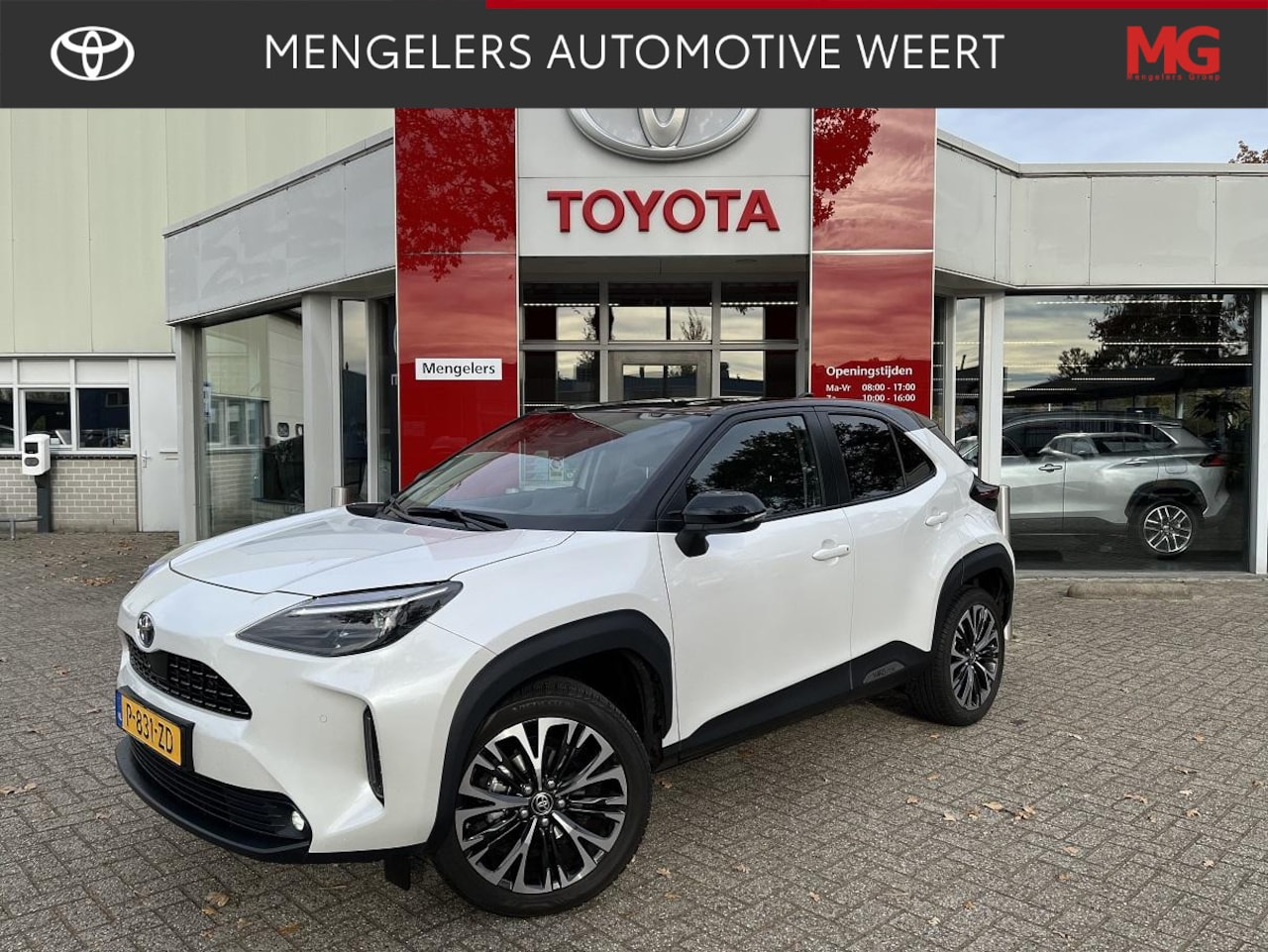 Toyota Yaris Cross - 1.5 Hybrid Executive | Rijklaar | NL-Auto | Stoelverwarming | JBL - AutoWereld.nl