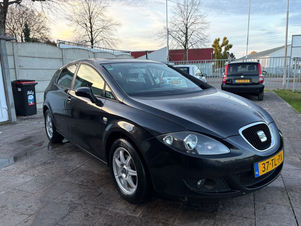SEAT Leon - 2.0 FSI Businessline 2.0 FSI Businessline - AutoWereld.nl
