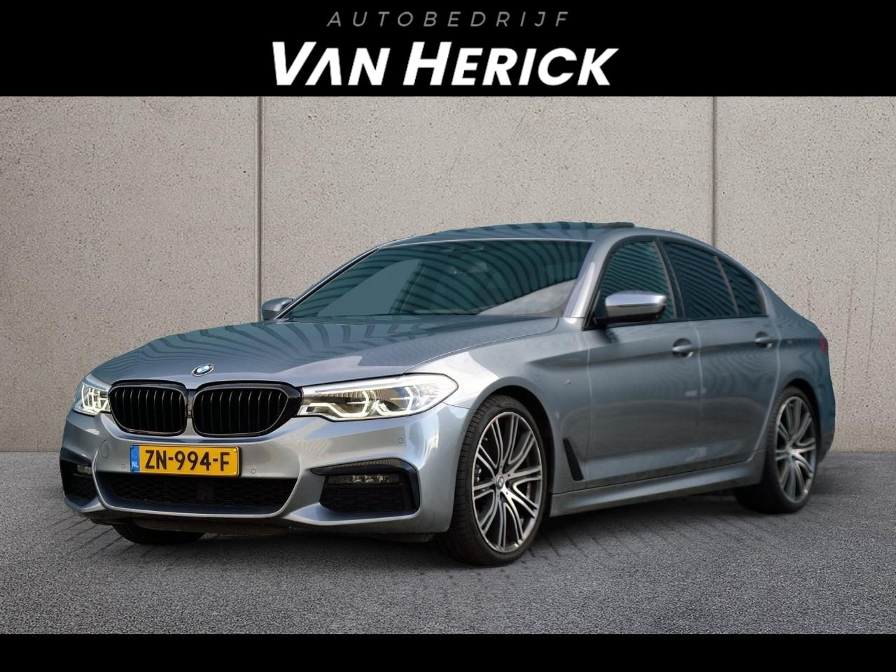 BMW 5-serie - 520i High Executive M Sport 184PK | HUD | H&K | Schuif/kantel dak - AutoWereld.nl
