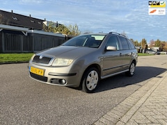 Skoda Fabia Combi - 1.4-16V Spirit+ Cruise*Airco*Trekhaak*NAP*07-07-2026 APK