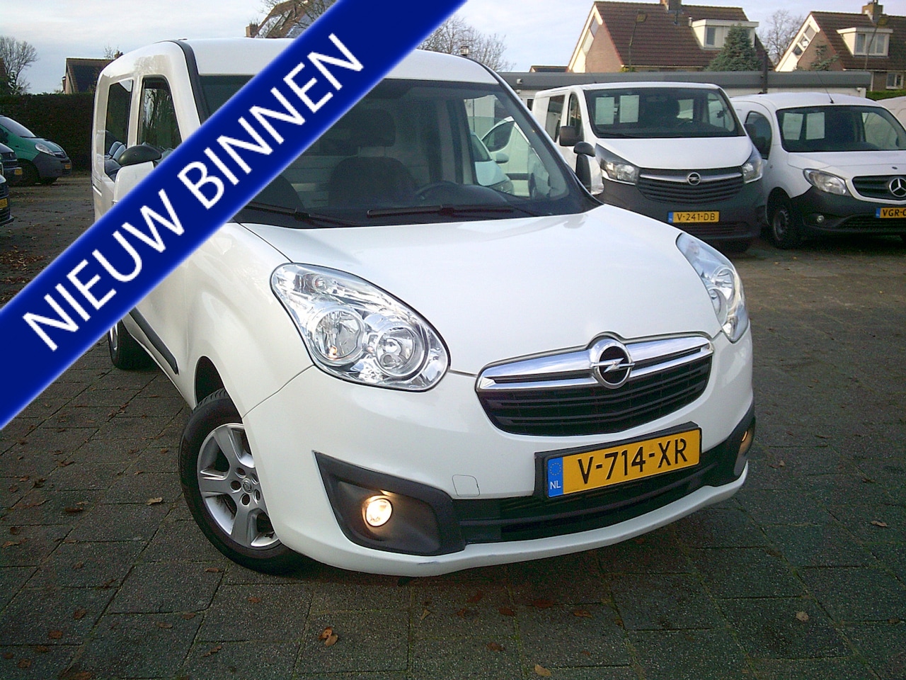 Opel Combo - 1.3 CDTi L1H1 Sport VOORZIEN VAN AIRCO+CRUISE+LM VELGEN !!! - AutoWereld.nl