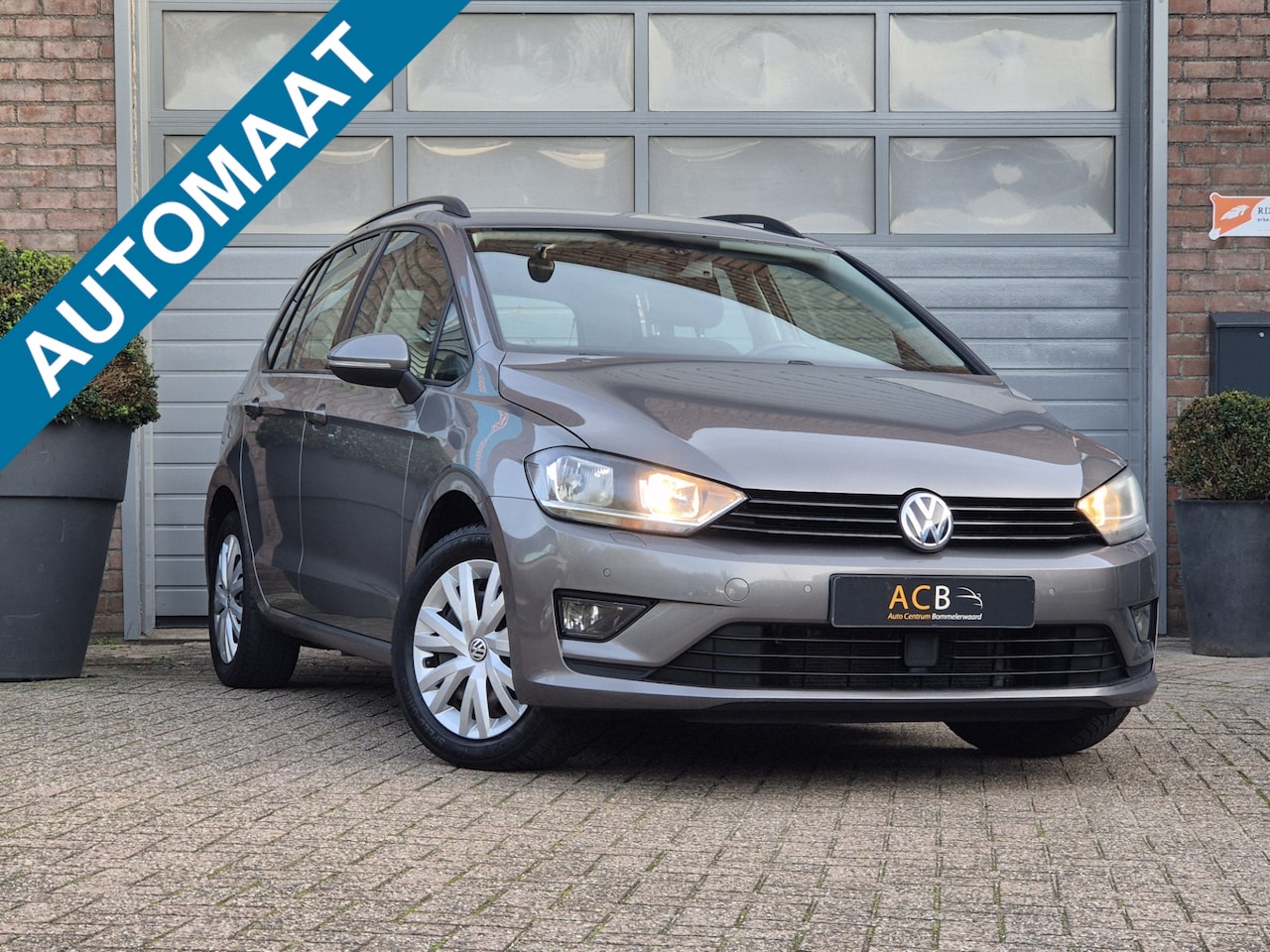 Volkswagen Golf Sportsvan - 1.2 TSI Comfortline Navigatie - AutoWereld.nl