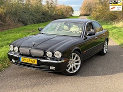 Jaguar XJ - 4.2 V8 Executive erg mooi